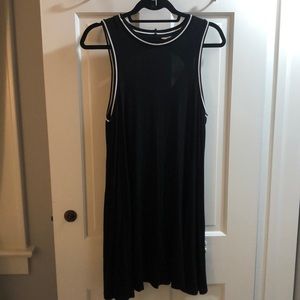 Black dress (fits big)